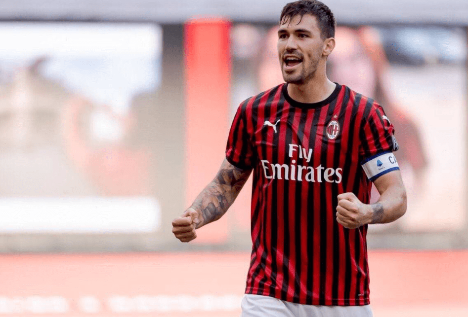  穆里尼奥压哨回归 