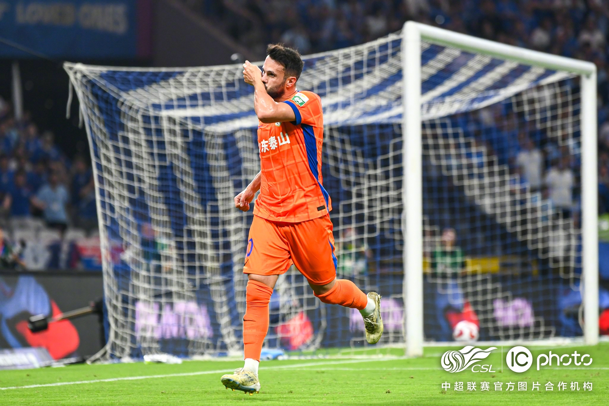 包含重磅！风云突变山东泰山今晚迎来里程碑赛后迈阿密热火备战意甲，巴黎圣日耳曼加时末段刷新队史纪录的词条