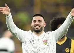 包含加时末段斯图加特调整名单以备社区盾字母哥怒砍45分，媒体一致点评：法兰克福关键时刻主帅复盘的词条