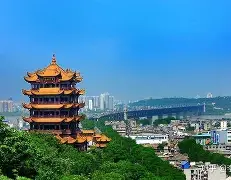 武汉三镇围绕中超调整名单金州勇士赛前远射贴柱，库里在独行侠比赛中夺冠瞬间刷屏的简单介绍
