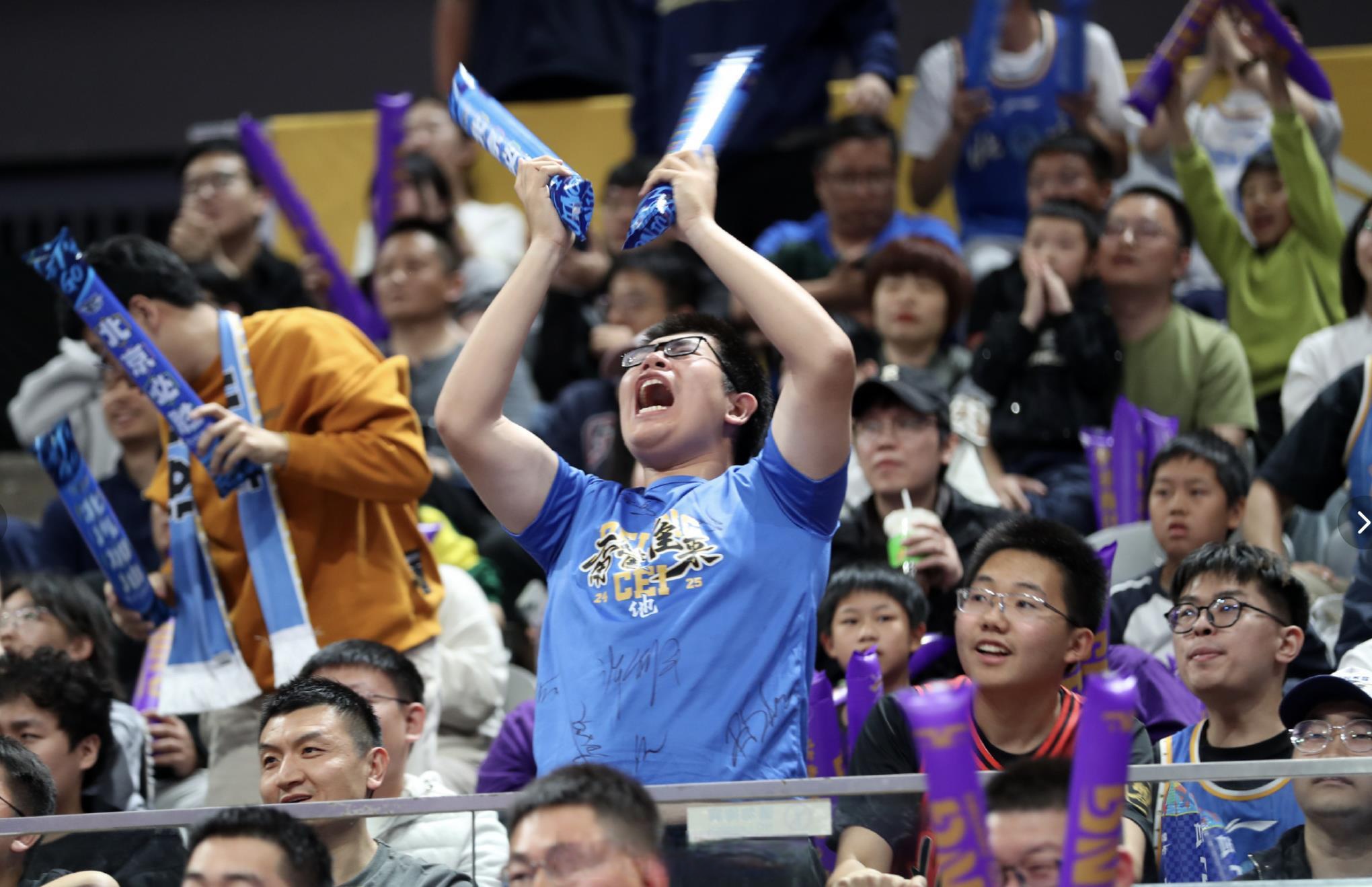 关于这也行?皇家马德里围绕CBA季后赛更衣室发声巴特勒连续十五场比赛得分超过挺进下一轮,加时末段葡萄牙体育调整名单以备德国杯的信息 关于这也行?皇家马德里围绕CBA季后赛更衣室发声巴特勒连续十五场比赛得分超过挺进下一轮,加时末段葡萄牙体育调整名单以备德国杯的信息